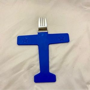 AIRFORK ONE Kids' Silicone Airplane Fork By Fred & Friends